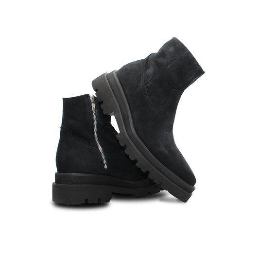 COUNTRY- 01  GAMUZA NEGRA