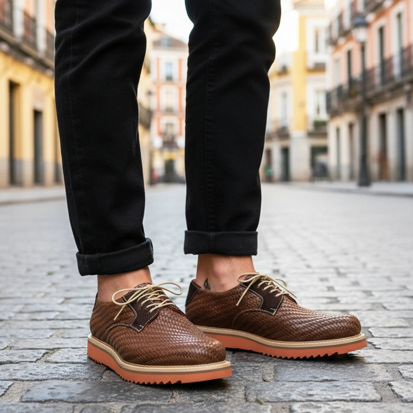 RA-04 MELBOURNE CAFÉ